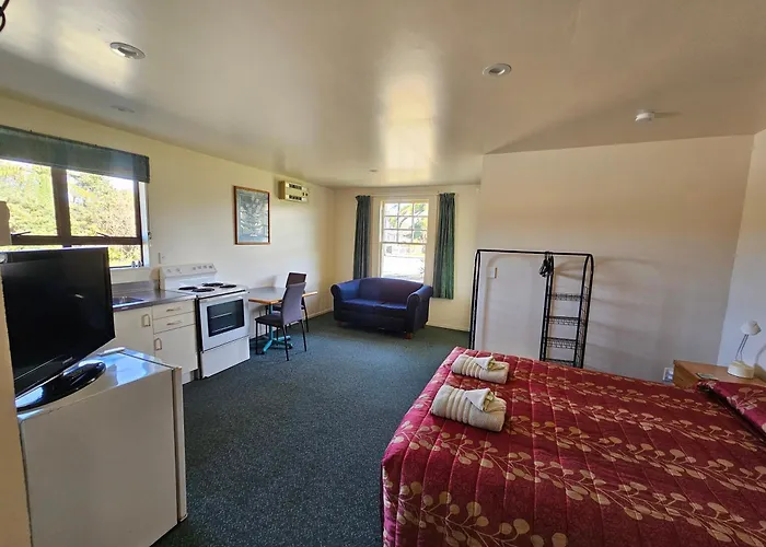 Karamea Hotel